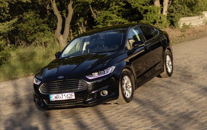 Ford Mondeo cena 54900 przebieg: 178600, rok produkcji 2015 z Wrocław małe 704